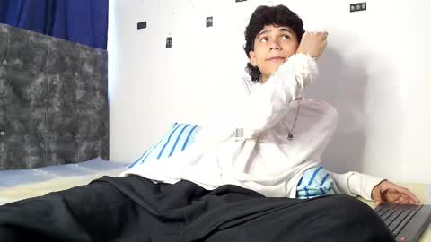 Snapshot of alex_mark_ chatting on April 2026 08:10:01 PM alex_mark_ online show from April 2026 08:10:01 PM