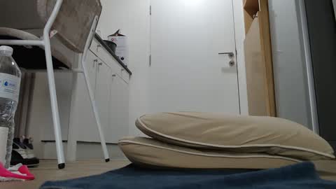 Snapshot of alex_nicha chatting on September 2025 05:46:01 AM Nicha online show from September 2025 05:46:01 AM