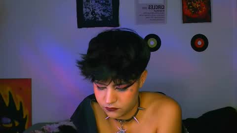 Alex online show from November 2025 01:15:01 AM