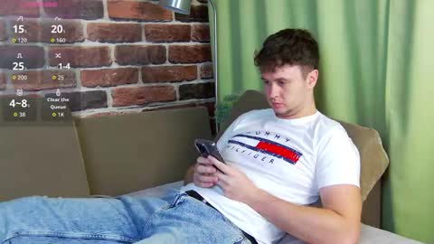 Snapshot of alex_onelove chatting on September 2025 07:35:02 AM Alex online show from September 2025 07:35:02 AM