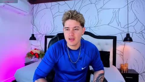 Alex  online show from March 2026 07:52:01 PM