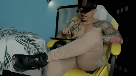 Snapshot of alex_sthorm chatting on October 2025 03:24:02 AM alex_sthorm online show from October 2025 03:24:02 AM