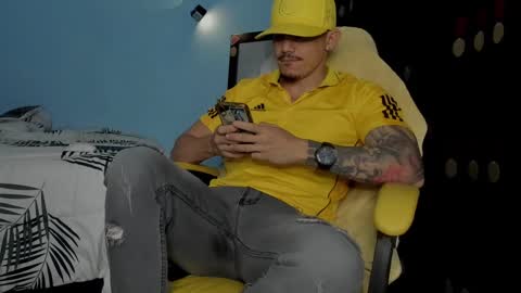 Snapshot of alex_sthorm chatting on October 2025 04:12:01 AM alex_sthorm online show from October 2025 04:12:01 AM