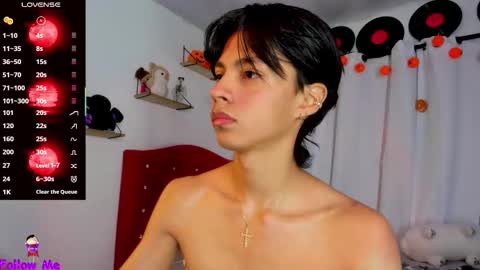 Snapshot of alex_sweet_69 chatting on October 2025 12:27:01 PM Alex online show from October 2025 12:27:01 PM