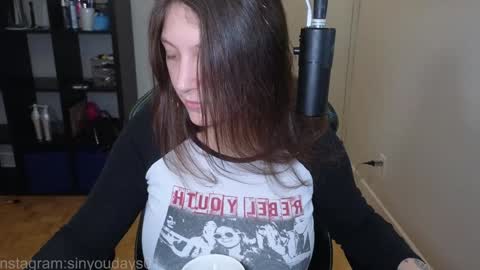 dont be afraid to click social media link its  working  just click on that  online show from November 2025 11:58:02 PM