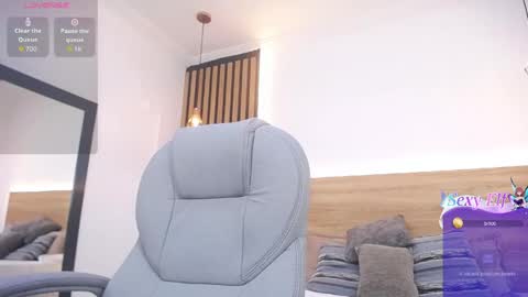 Snapshot of alexa_forbes_ chatting on May 2026 02:40:02 AM Alexa Forbes online show from May 2026 02:40:02 AM