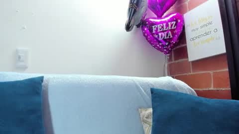 alexa latina online show from December 2025 06:03:01 PM