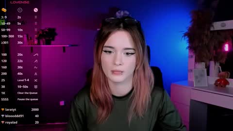 alexa_night_ online show from October 2025 10:42:01 PM