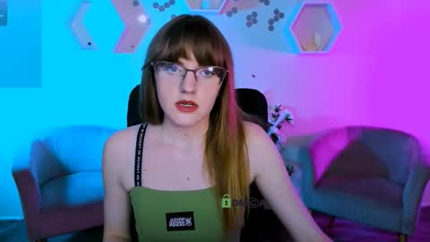 alexa_night_ online show from November 2025 08:43:01 PM