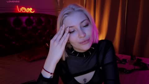 Snapshot of alexa_novak chatting on December 2024 04:45:01 AM Alexa online show from December 2024 04:45:01 AM