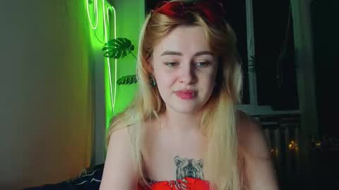 Snapshot of alexa_pirs chatting on March 2025 06:01:02 PM alexa_pirs online show from March 2025 06:01:02 PM