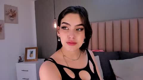 Alexa Thaylor online show from March 2025 07:01:02 PM