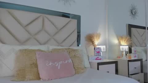 alexa_tobar online show from January 2025 12:52:02 AM