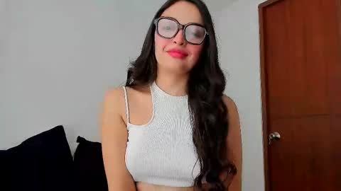 Ale Marin online show from March 2025 07:05:02 PM