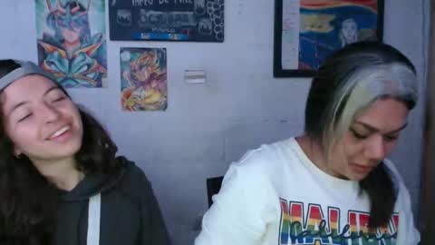 Snapshot of alexablu3 chatting on November 2025 03:19:01 AM Alexa Blu3 online show from November 2025 03:19:01 AM