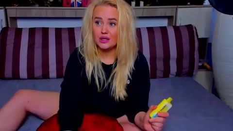 AlexaLaVibes online show from February 2026 06:36:02 AM