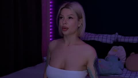 Snapshot of alexamason chatting on June 2026 02:02:01 AM Alexa Mason online show from June 2026 02:02:01 AM