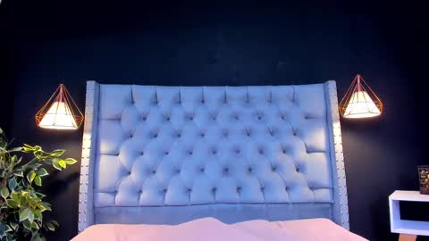 Snapshot of alexamora__ chatting on October 2025 11:50:02 AM C A M I L A online show from October 2025 11:50:02 AM