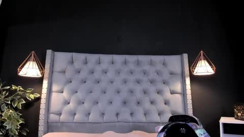 Snapshot of alexamora__ chatting on October 2025 11:41:02 AM C A M I L A online show from October 2025 11:41:02 AM