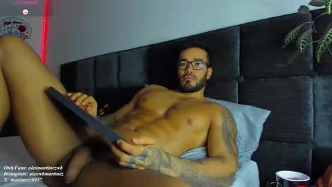 Onlyfansalexmartinezwb  Instagram alexwbmartinez  Twitter martinezcb937 online show from September 2025 02:33:01 AM