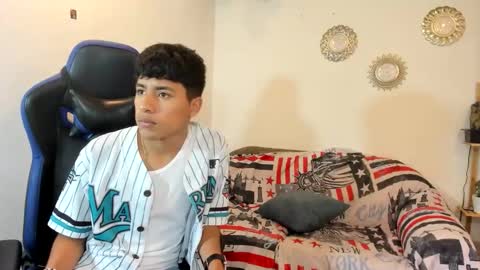 Snapshot of alexandluke1 chatting on October 2025 01:46:02 PM chicos hot online show from October 2025 01:46:02 PM