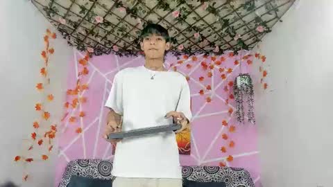 chicos hot online show from November 2025 10:14:02 AM