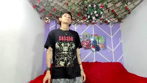 chicos hot online show from August 2026 01:27:01 PM
