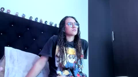 alexandra clauss online show from February 2026 07:42:02 PM