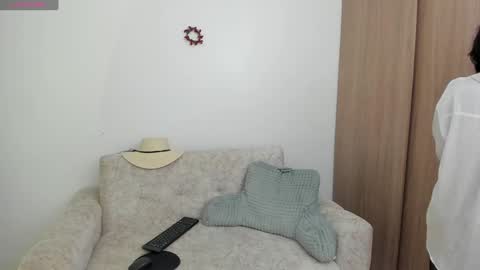 Snapshot of alexandra_fiore chatting on December 2024 02:27:02 AM I am Alexandra online show from December 2024 02:27:02 AM