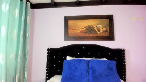 alexandra online show from September 2025 03:55:02 PM