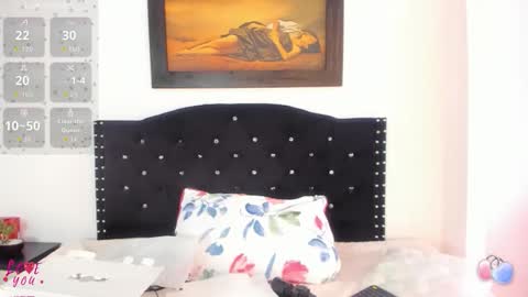 alexandra online show from December 2025 03:41:02 PM