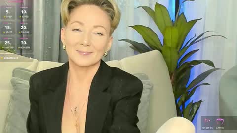 Alexandra online show from January 2026 01:04:01 PM