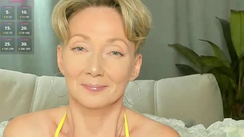 Alexandra online show from May 2026 02:01:02 PM
