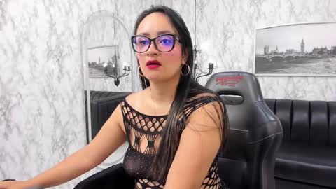 Alexandra Milff  online show from October 2025 03:51:02 AM