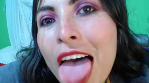 Snapshot of alexandrasaen chatting on January 2025 11:52:02 PM alexandrasaen online show from January 2025 11:52:02 PM