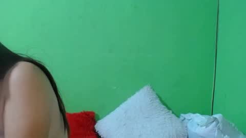 Snapshot of alexandrasaen chatting on January 2025 01:59:02 AM alexandrasaen online show from January 2025 01:59:02 AM