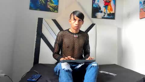 Snapshot of alexandro_bover chatting on October 2025 07:59:01 PM Alexandro online show from October 2025 07:59:01 PM