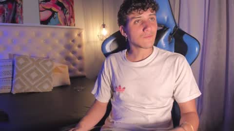Alex online show from January 2025 04:03:01 AM