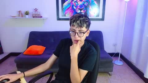 alex online show from April 2026 01:44:02 PM