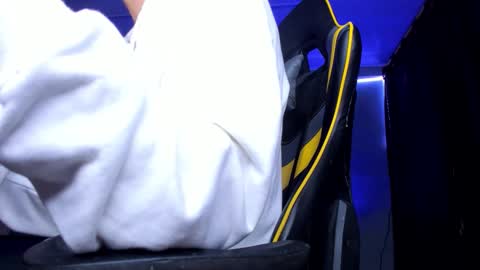 alexgiraldo__ online show from September 2025 10:50:01 AM