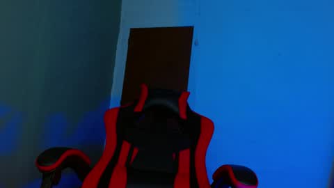 alexgiraldo__ online show from March 2026 10:49:02 AM