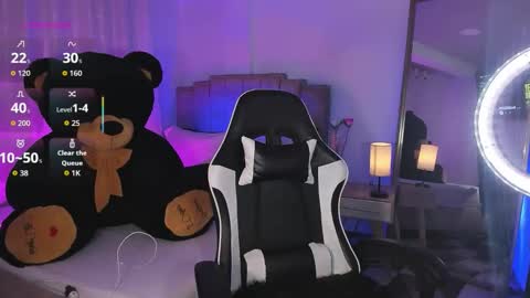  alexia mattel  online show from September 2025 08:58:02 AM