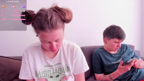 Alexia online show from April 2026 03:27:01 PM