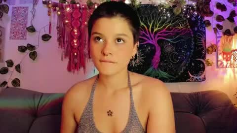 Snapshot of alexiafisher_ chatting on October 2025 01:52:02 AM Alex online show from October 2025 01:52:02 AM
