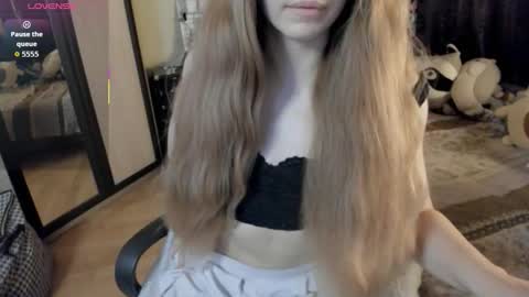 alexiamaiex online show from February 2026 12:00:02 AM