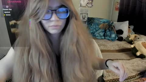 alexiamaiex online show from April 2026 02:11:02 AM