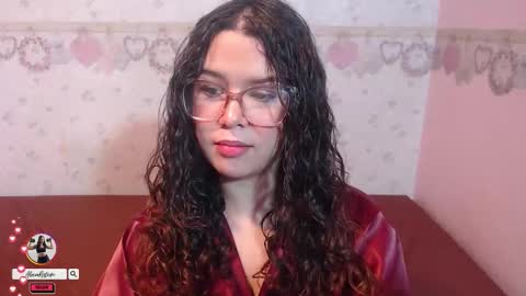 Alexia online show from November 2025 12:29:02 PM