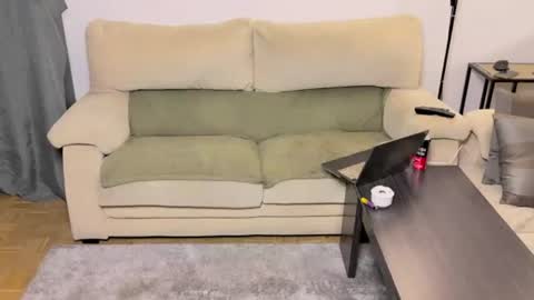 alexiriverss online show from July 2026 07:12:02 PM