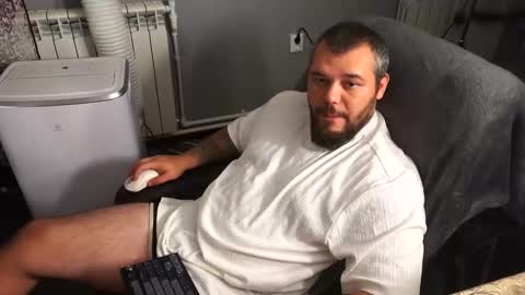 Snapshot of alexirr chatting on September 2025 09:37:01 PM Alex online show from September 2025 09:37:01 PM