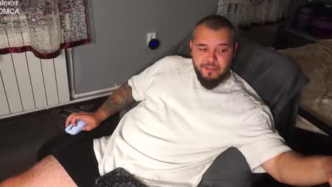 Snapshot of alexirr chatting on October 2025 08:25:01 PM Alex online show from October 2025 08:25:01 PM